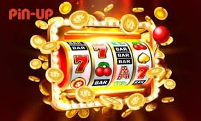 Layar pertandingan Free Fire World Series dengan skor real-time